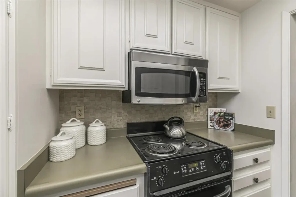 5189 Cribari HLS (5)