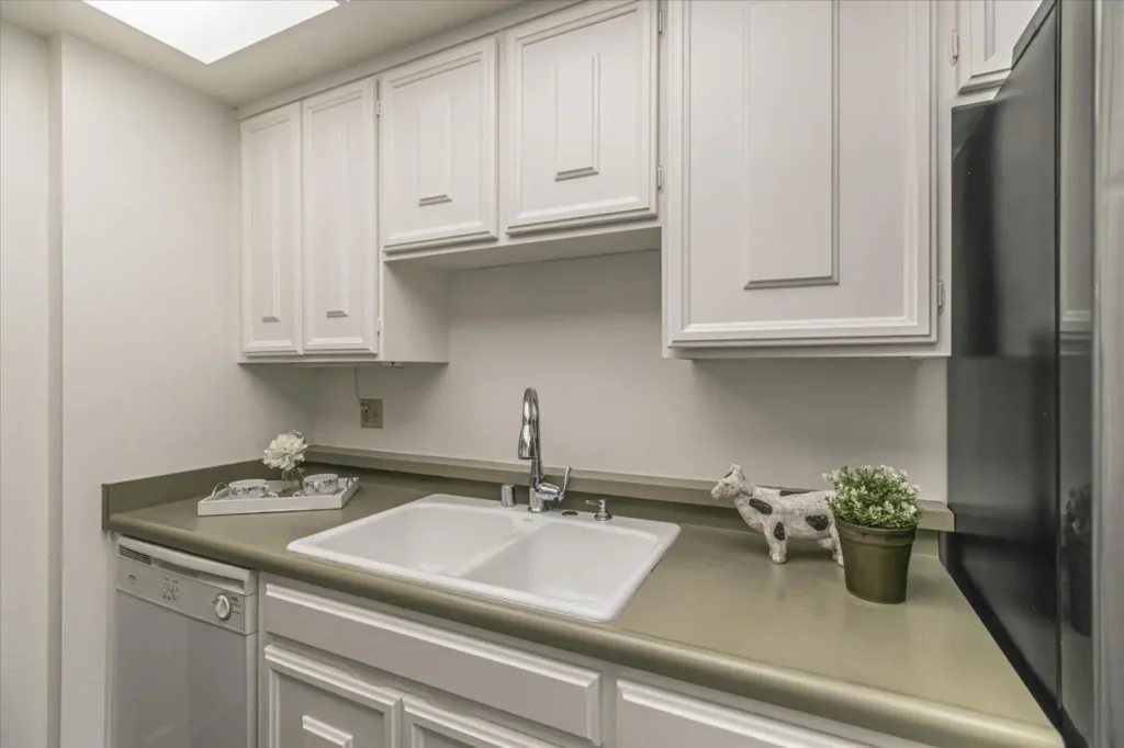 5189 Cribari HLS (6)