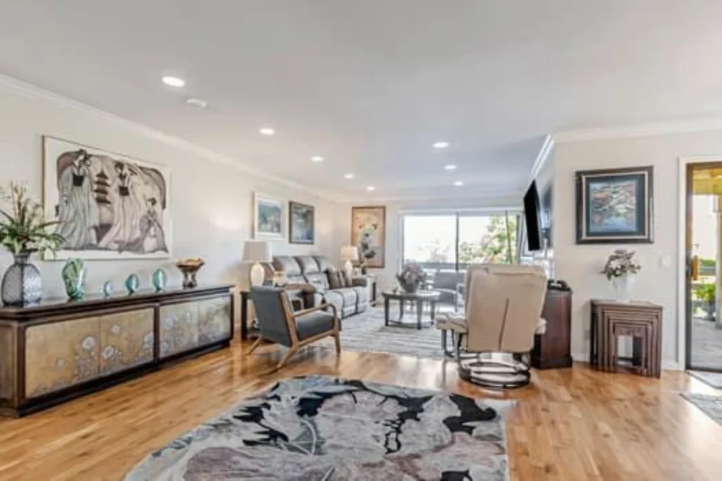 8411 Chenin Blanc LN (2) (2)