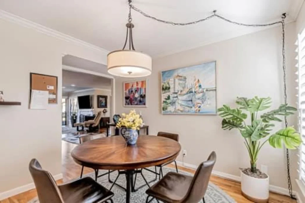 8411 Chenin Blanc LN (2) (4)